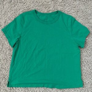 Never worn lululemon small t shirt